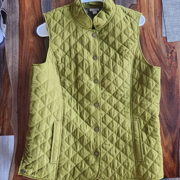 Gorgeous Green J.Jill Quilted Vest Medium Snap Front Pockets Warm - Picture 4 of 11